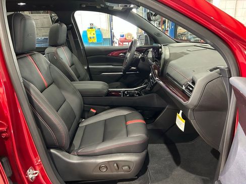 New 2026 Chevrolet Traverse RS AWD/4WD image 43