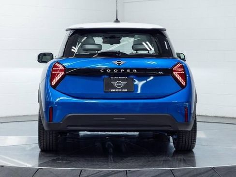 New 2026 MINI Cooper 2-Door Hardtop FWD image 7