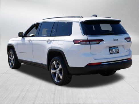 Used 2025 Jeep Grand Cherokee L Limited w/ Trailer Tow Package AWD/4WD image 5