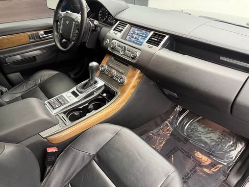 Used 2012 Land Rover Range Rover Sport HSE image 31