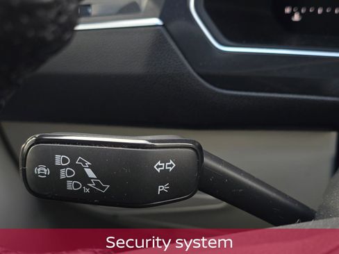 Used 2023 Volkswagen Tiguan SE R-Line image 22