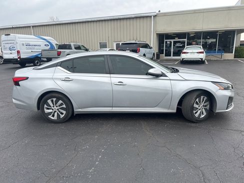Used 2023 Nissan Altima 2.5 S image 8