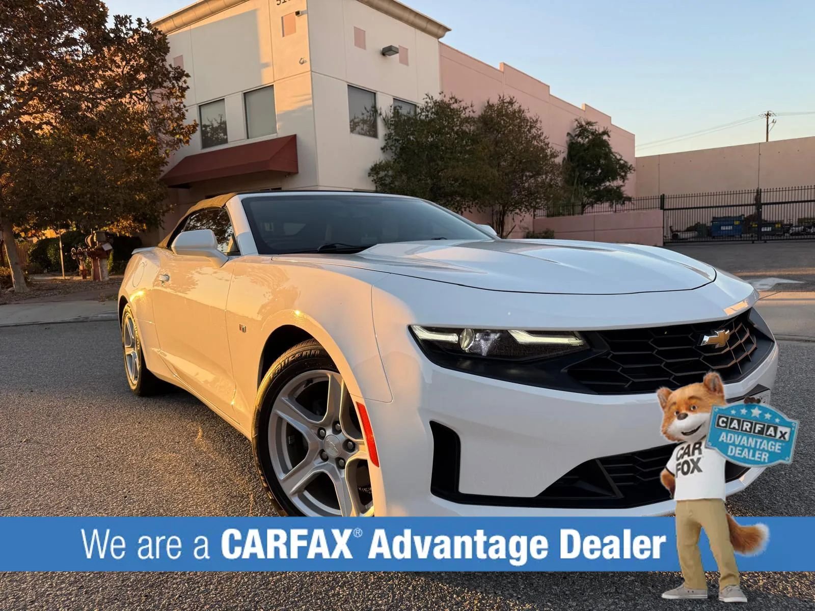 Used 2020 Chevrolet Camaro LT RWD image 2
