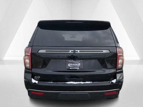 Used 2022 Chevrolet Suburban Z71 w/ Z71 Off-Road Package image 6