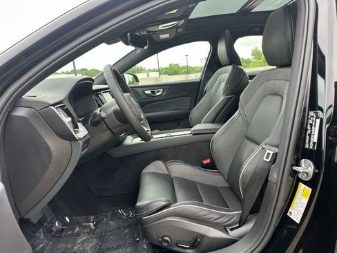 Certified 2024 Volvo S60 B5 Plus w/ Climate Package AWD/4WD image 18