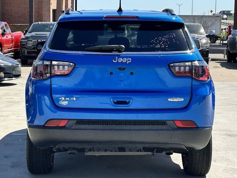 Used 2023 Jeep Compass Latitude image 5