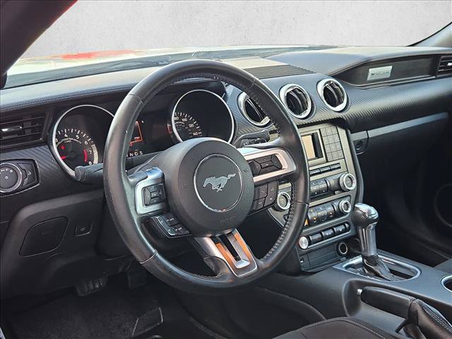 Used 2018 Ford Mustang Convertible RWD image 10