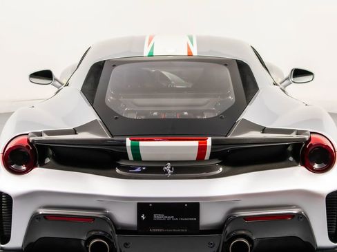 Used 2020 Ferrari 488 Pista Base image 32