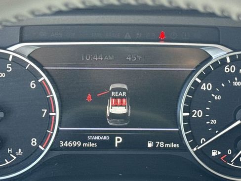 Used 2025 Nissan Rogue SV image 15