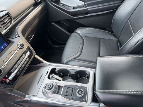 Used 2020 Ford Explorer ST w/ ST Street Pack image 17