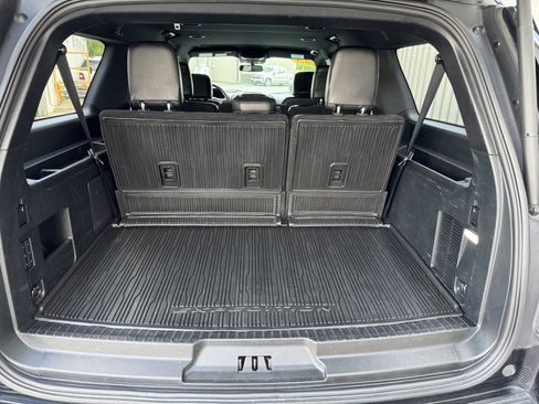 Used 2021 Ford Expedition Max Limited AWD/4WD image 35
