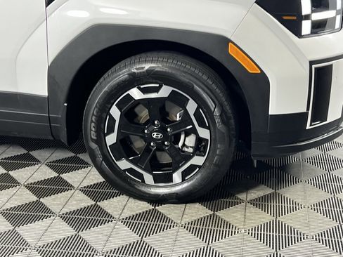 Used 2025 Hyundai Santa Fe SE image 11