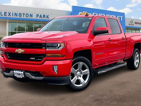 Used 2017 Chevrolet Silverado 1500 LT w/ All Star Edition image 12