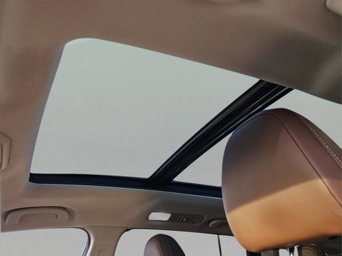 Used 2020 Subaru Ascent Touring w/ Popular Package #2A image 17