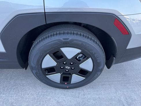 New 2026 Hyundai Santa Fe SE FWD image 11