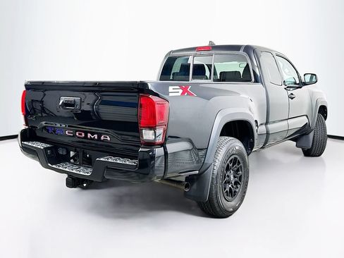 Used 2021 Toyota Tacoma SR w/ SX Package AWD/4WD image 7