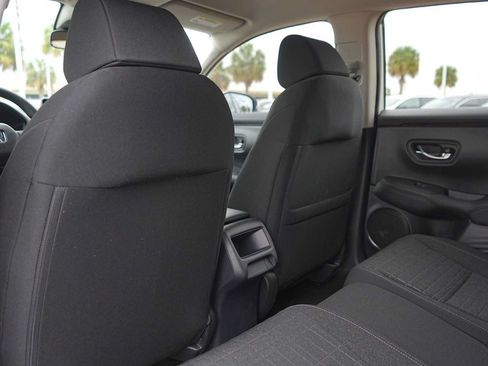 New 2027 Honda HR-V LX image 12