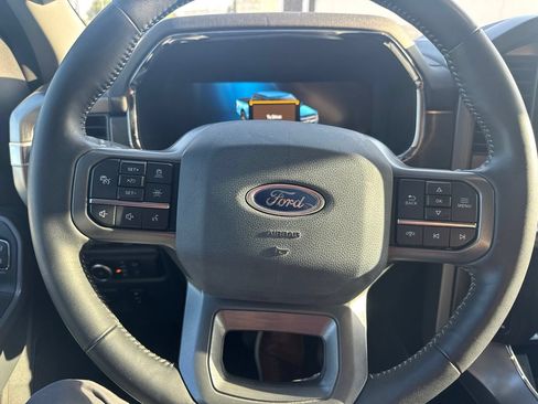 Used 2022 Ford F150 Lariat w/ FX4 Off-Road Package AWD/4WD image 11