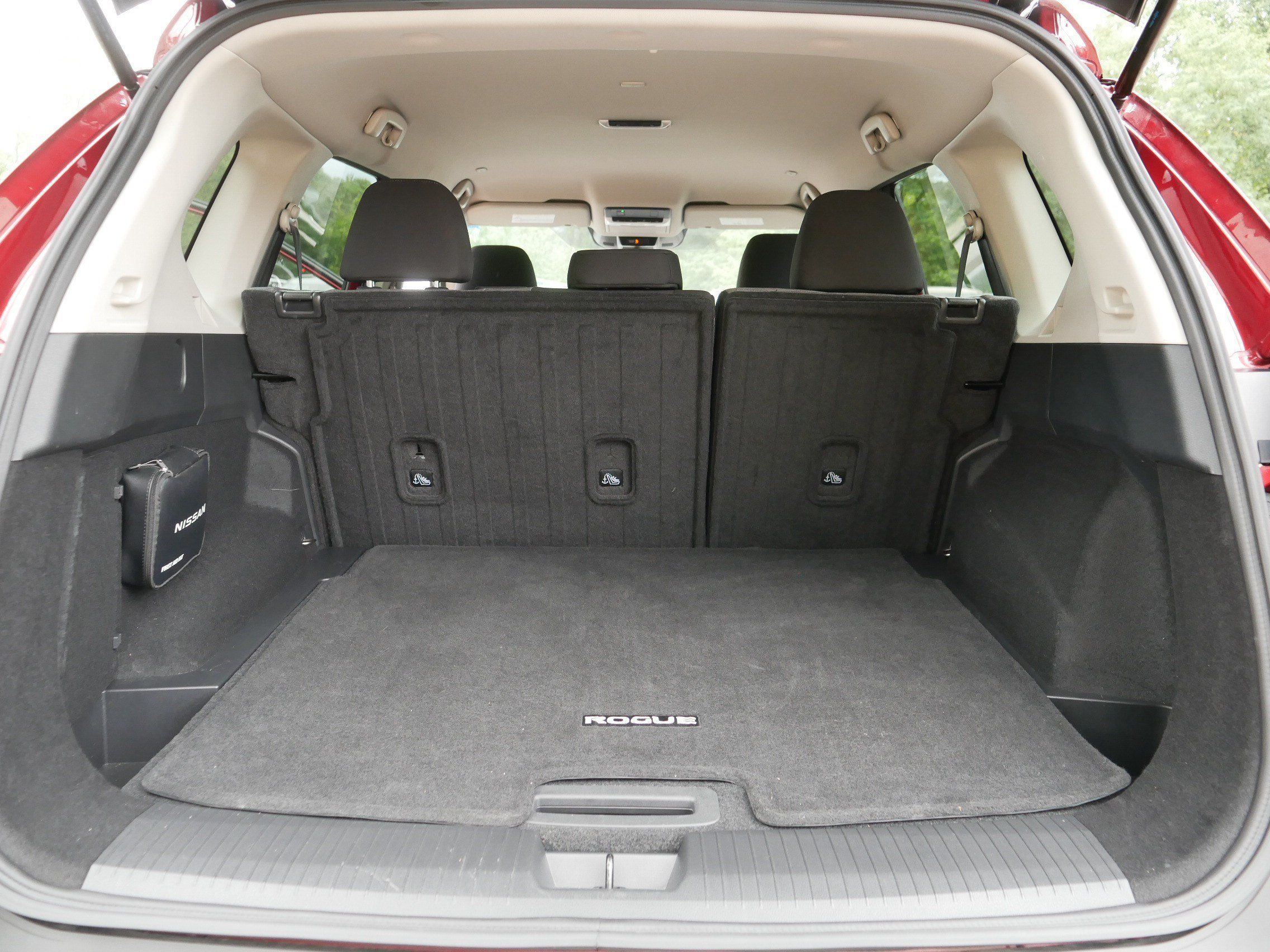 Certified 2023 Nissan Rogue SV AWD/4WD image 18