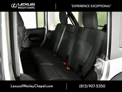 Used 2018 Jeep Wrangler Unlimited Sport S image 22