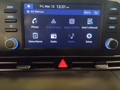 Used 2022 Hyundai Elantra SE w/ Cargo Package image 25