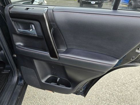 Used 2020 Toyota 4Runner TRD Off-Road Premium w/ Moonroof Package image 15