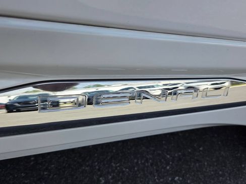 Used 2024 GMC Terrain Denali AWD/4WD image 15