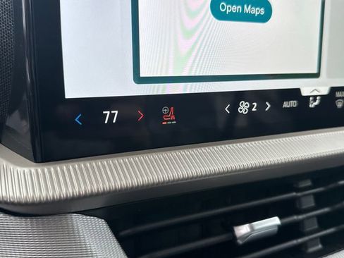 New 2026 Ford Explorer Active w/ Active Comfort Package image 25