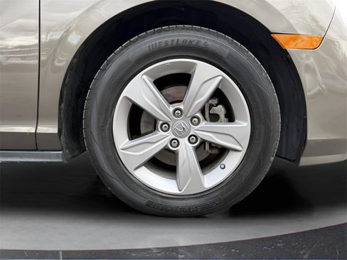 Used 2019 Honda Odyssey EX image 12