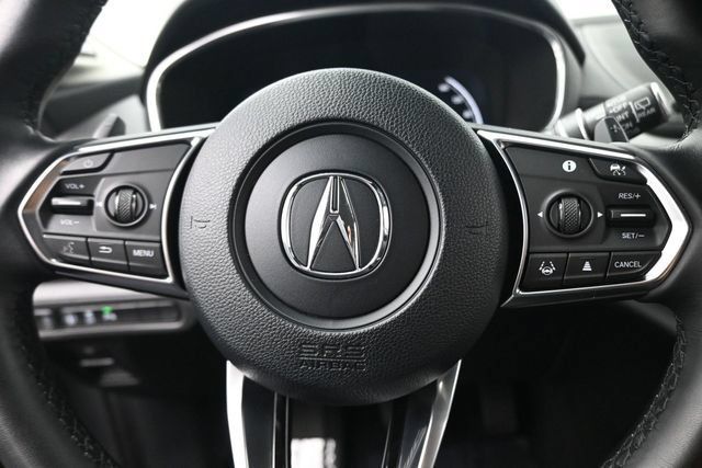 Used 2025 Acura MDX w/ Technology Package FWD image 16