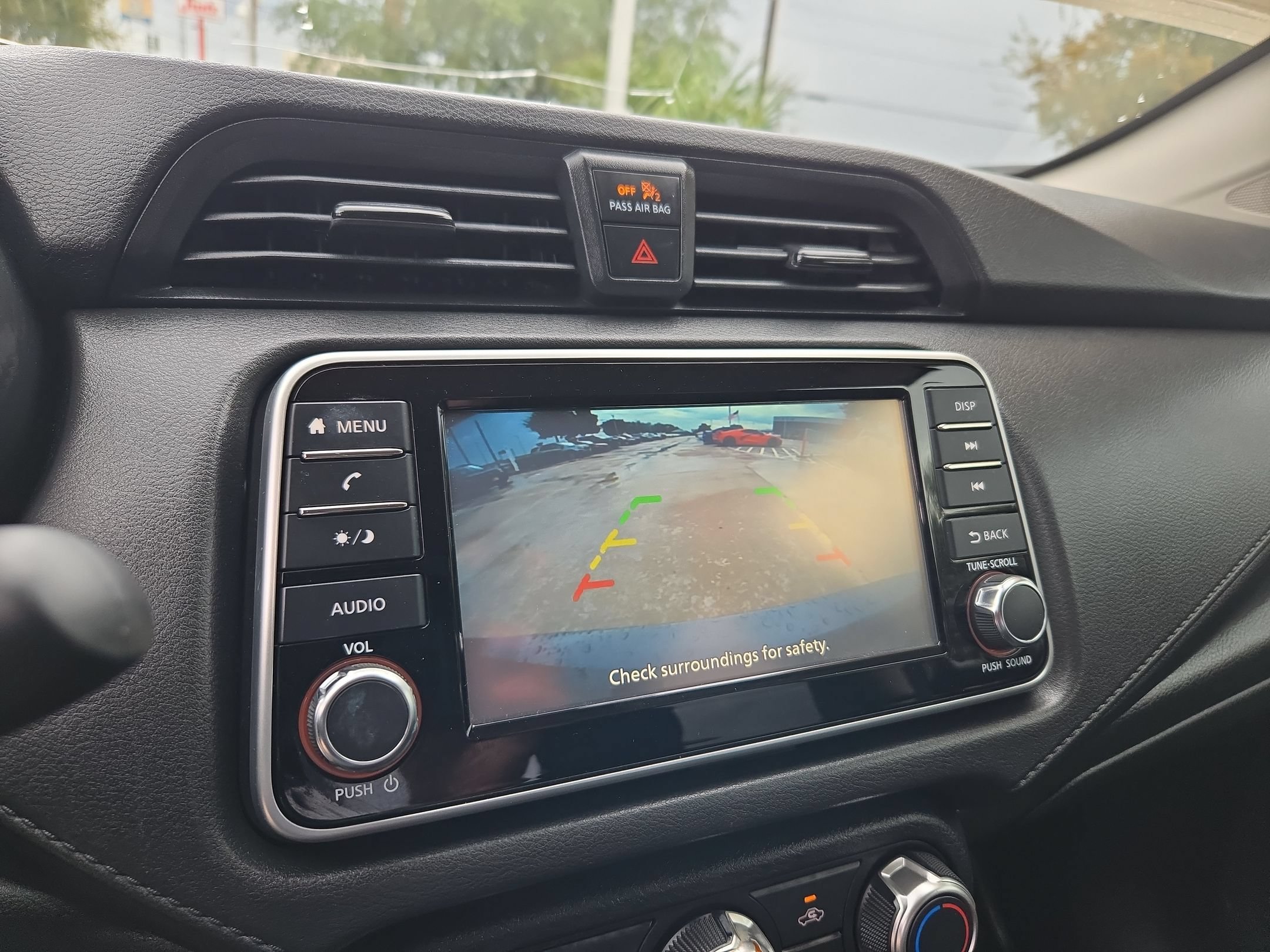 Used 2021 Nissan Versa S FWD image 17