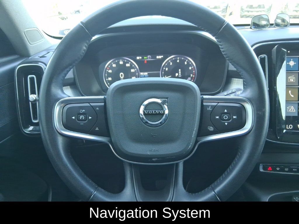 Used 2021 Volvo XC40 T5 Momentum w/ Protection Package Premier AWD/4WD image 15