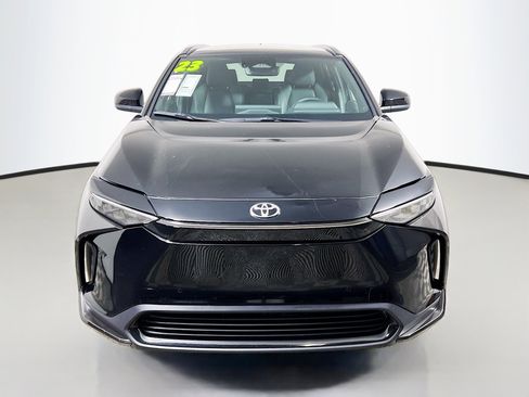 Used 2023 Toyota bZ4X FWD image 11