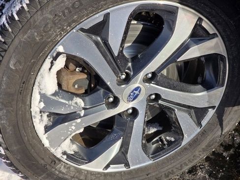 Used 2020 Subaru Outback Limited image 24