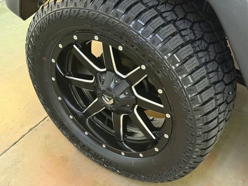 Used 2015 Jeep Wrangler Unlimited Sport w/ Quick Order Package 24S AWD/4WD image 10