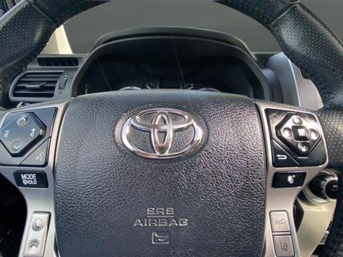 Used 2022 Toyota 4Runner Limited AWD/4WD image 16