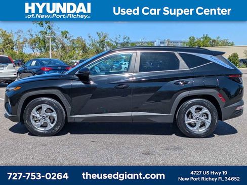 Certified 2022 Hyundai Tucson SEL image 2