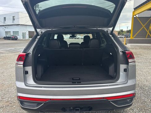 Used 2025 Volkswagen Atlas Cross Sport SE image 27