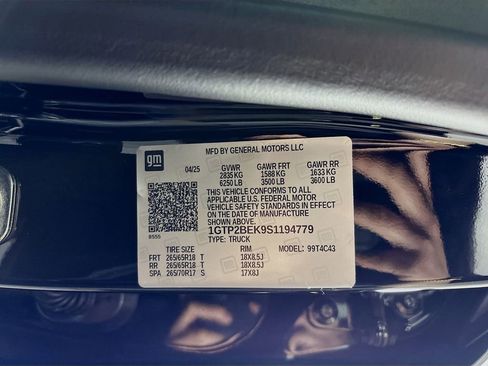 New 2025 GMC Canyon Elevation w/ Convenience Package image 32