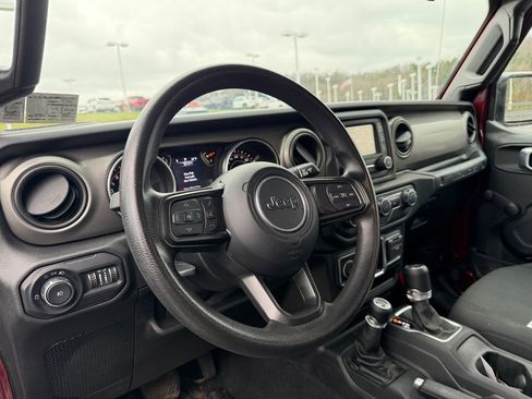 Used 2021 Jeep Wrangler Sport AWD/4WD image 15