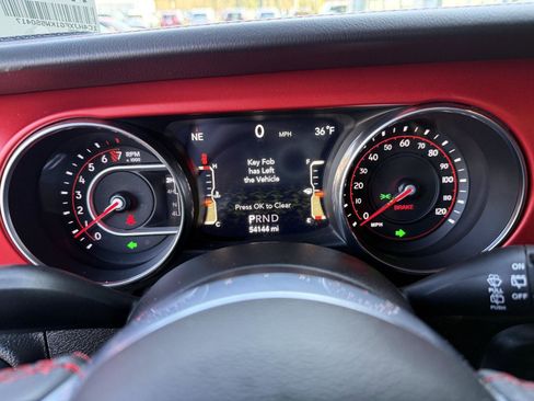 Used 2019 Jeep Wrangler Unlimited Rubicon w/ Uconnect 4C Nav & Sound Group image 25