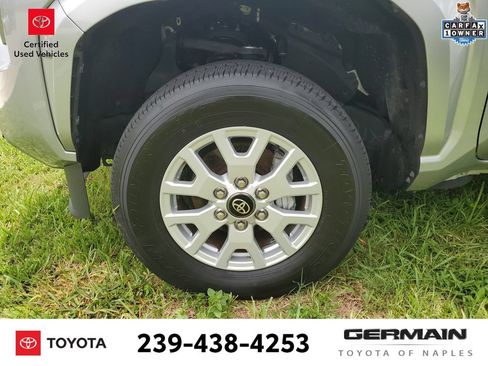 Certified 2024 Toyota Tacoma SR5 AWD/4WD image 12