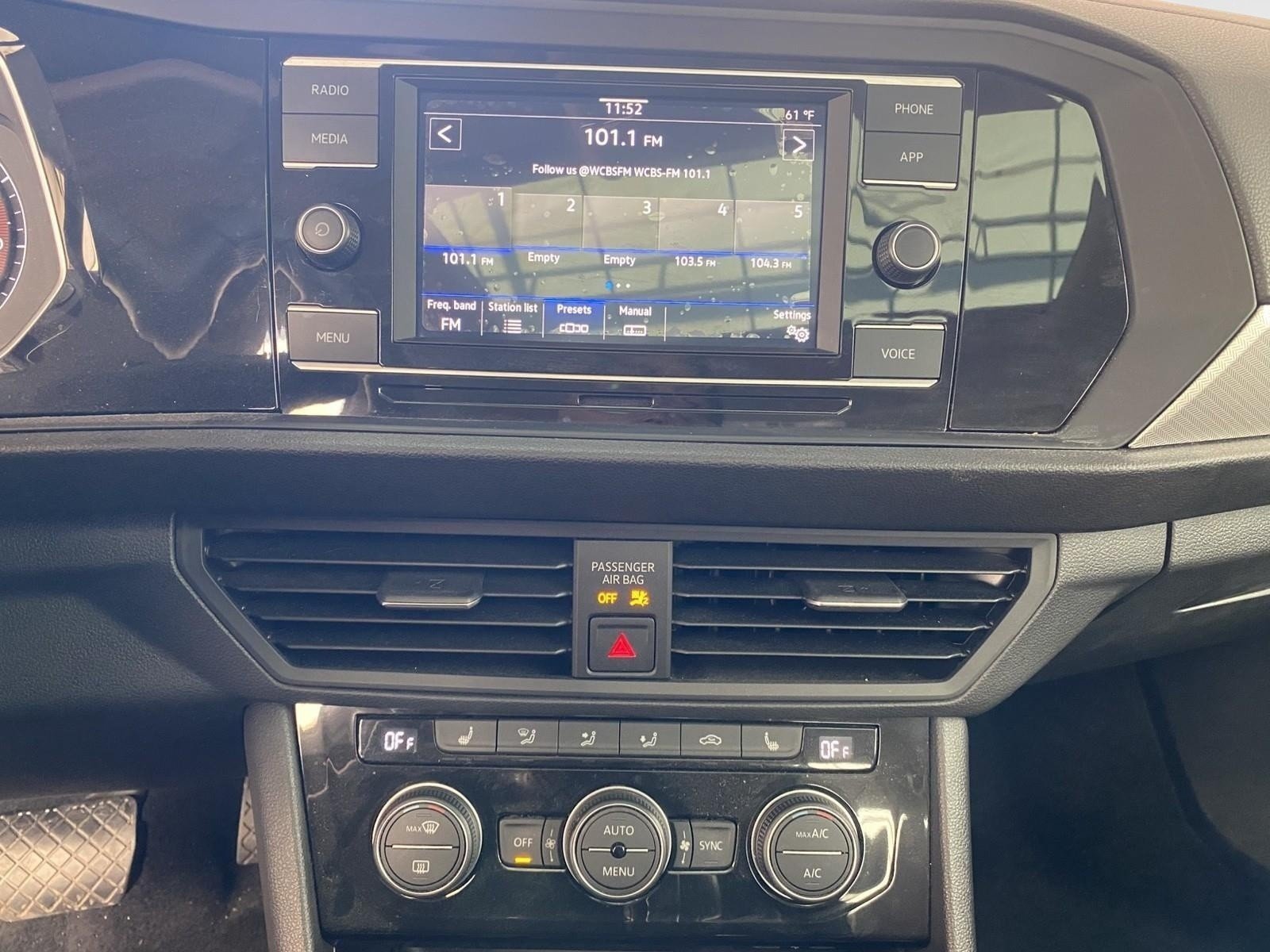 Used 2020 Volkswagen Jetta SE FWD image 21