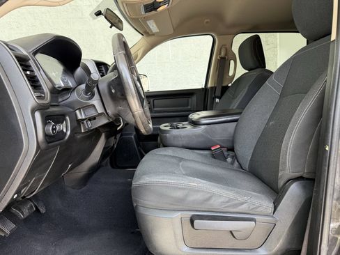 Used 2019 RAM 3500 Tradesman AWD/4WD image 4