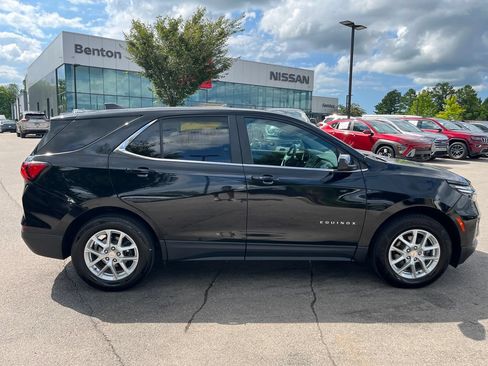 Used 2023 Chevrolet Equinox LT AWD/4WD image 7