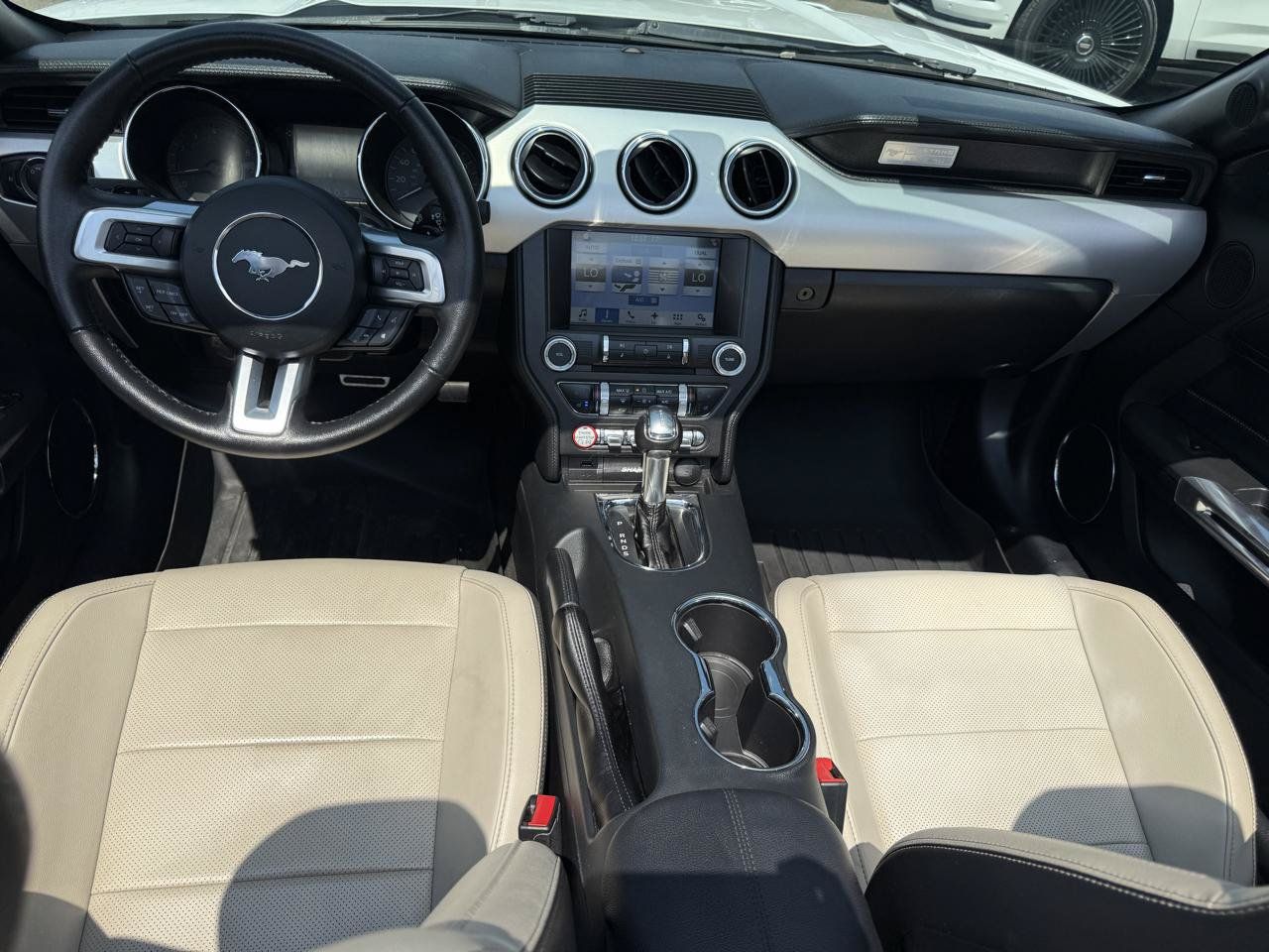 Used 2017 Ford Mustang GT Premium w/ Equipment Group 401A RWD image 18