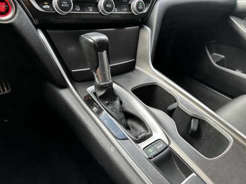 Used 2019 Honda Accord Sport image 18