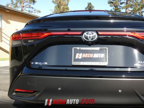 Used 2023 Toyota Mirai w/ Advanced Technology Package RWD image 11