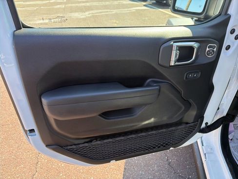 Certified 2025 Jeep Wrangler Unlimited Sport S 4xe AWD/4WD image 6