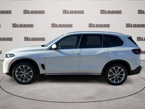 New 2026 BMW X5 xDrive40i w/ Climate Comfort Package AWD/4WD image 2